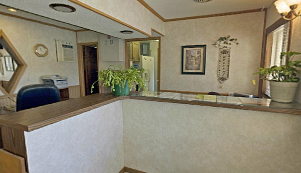 Econo Lodge Oskaloosa Extérieur photo