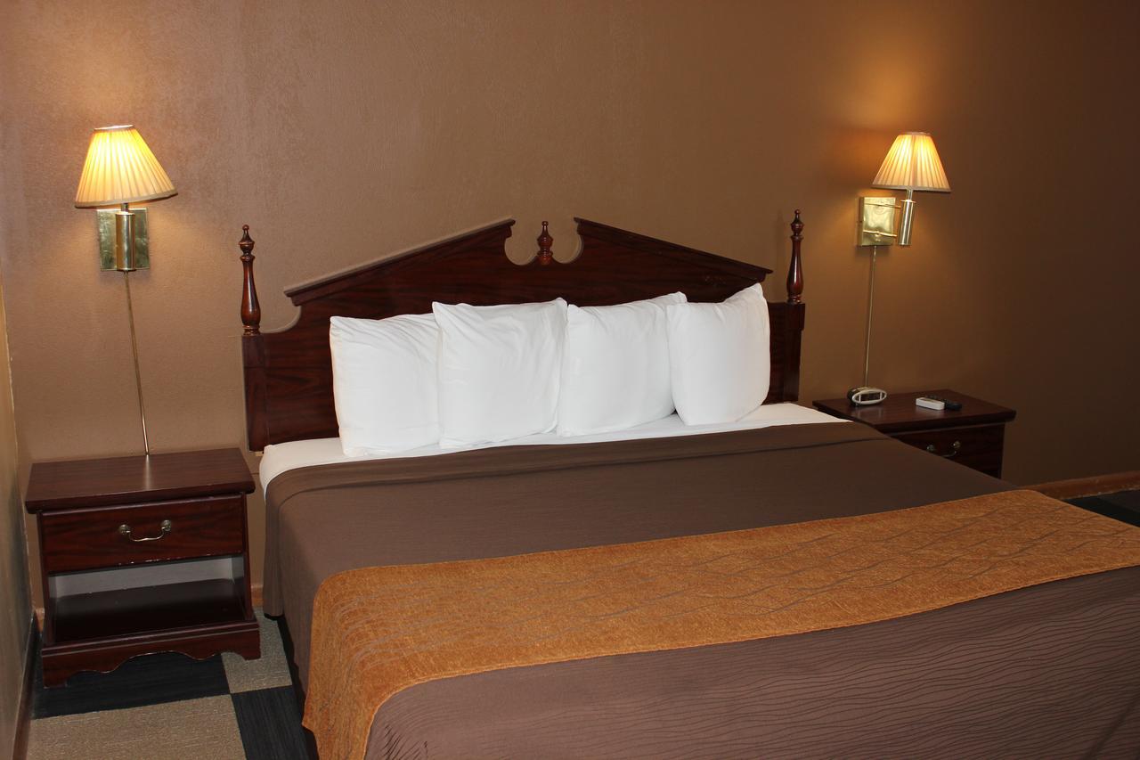 Econo Lodge Oskaloosa Extérieur photo